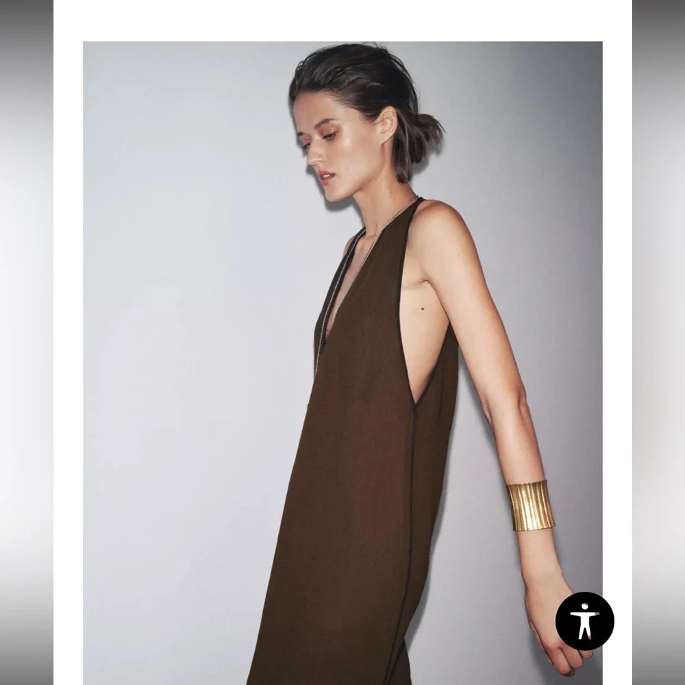 Elegant Brown Maxi Dress - Picture 3 of 7